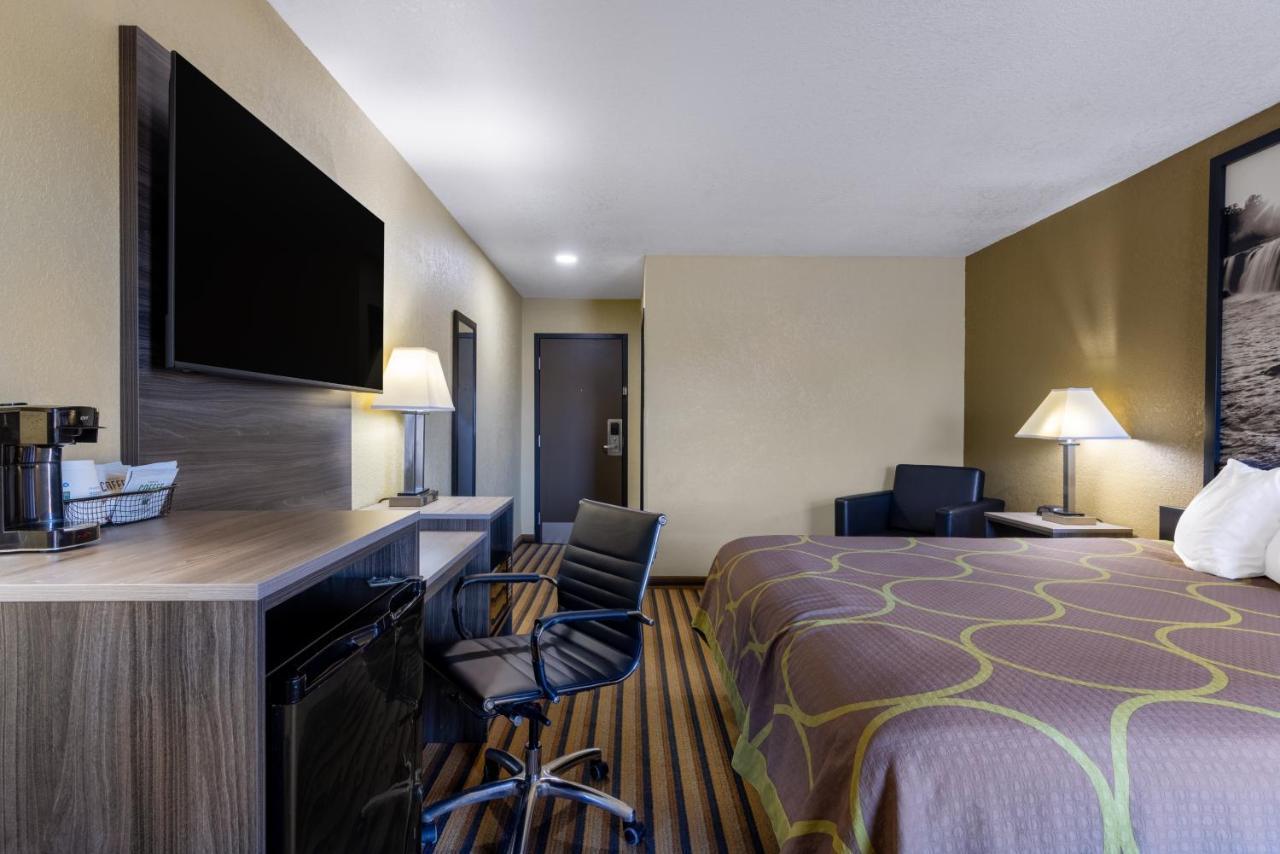 מלון Super 8 By Wyndham Nixa/Springfield Area מראה חיצוני תמונה