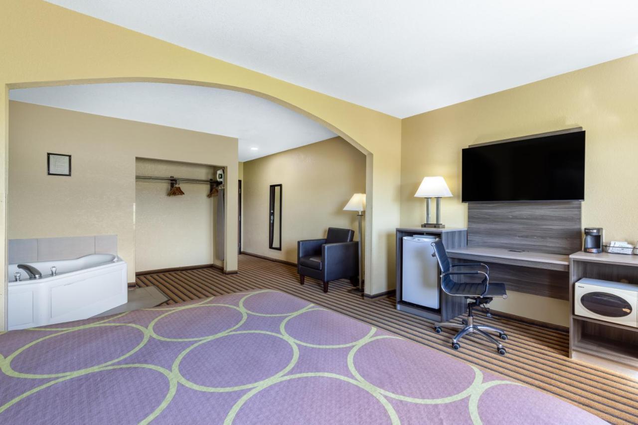 מלון Super 8 By Wyndham Nixa/Springfield Area מראה חיצוני תמונה