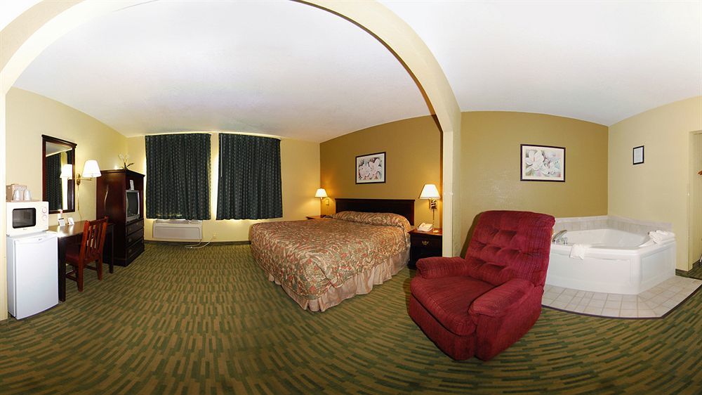 מלון Super 8 By Wyndham Nixa/Springfield Area מראה חיצוני תמונה