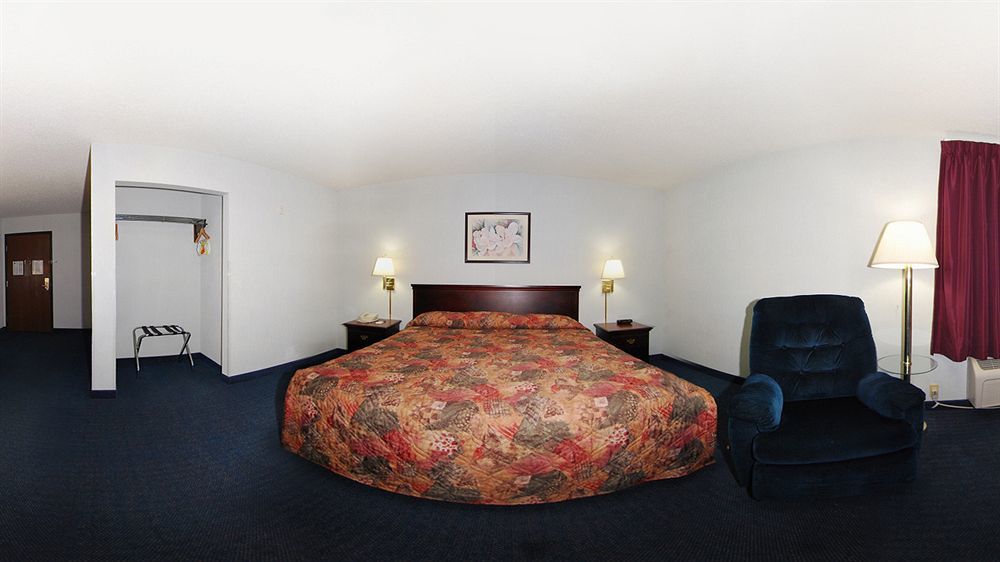 מלון Super 8 By Wyndham Nixa/Springfield Area מראה חיצוני תמונה